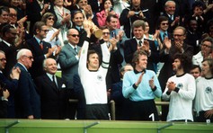 Huyền thoại bóng đá Đức, ‘Hoàng đế’ Franz Beckenbauer qua đời
