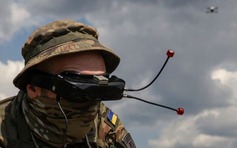 Chờ đạn pháo Mỹ, Ukraine 'câu giờ' trước quân Nga bằng cách nào?