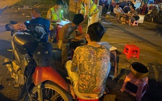 CSGT TP.HCM tổng kiểm tra tài xế qua trạm thu phí An Sương