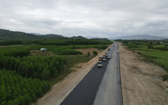 TX.Ninh Hòa hưởng ứng ‘500 ngày đêm thi đua hoàn thành 3.000 km đường bộ cao tốc’