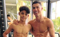 Ronaldo nói gì về dự định thi đấu cùng con trai?