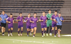 AFF Cup: Đội tuyển Việt Nam tập buổi đầu tiên ở Philippines, sẵn sàng giành 3 điểm