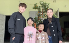Cầu thủ trẻ Vũ Thị Hoa: Hạnh phúc cái tết bên mẹ và các em