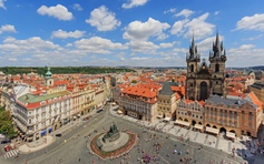 Tới Praha đừng quên 'check in' với Lennon wall, ngắm đồng hồ Thiên văn, dạo phố cổ