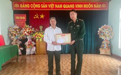 Quảng Bình: Tặng giấy khen cho người phát hiện ma túy trên biển