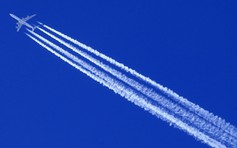 Tin thuyết âm mưu, tiểu bang Mỹ xem xét cấm máy bay tạo vệt trắng trên trời