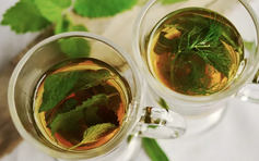 Bị đầy hơi, khó tiêu: 5 loại trà thảo dược giúp mau khỏi