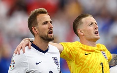 Harry Kane họp riêng với cầu thủ Anh, đáp trả gay gắt các huyền thoại ‘Tam sư’