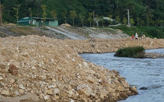 Doanh nghiệp lấp sông Pô Kô để bảo vệ dự án bờ kè?