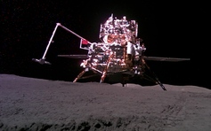 Mẫu vật đầu tiên từ vùng tối mặt trăng về trái đất trên tàu không gian Trung Quốc
