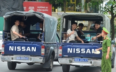 Những thí sinh Hà Nội được xe chuyên dụng 'hộ tống' đi thi tốt nghiệp 2024