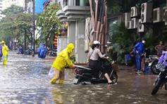 Mưa lớn diện rộng, Hà Nội cảnh báo hàng loạt điểm ngập úng