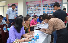 Người dân phấn khởi nhận tiền đền bù dự án Vành đai 2