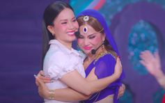 Cẩm Ly bất ngờ xuất hiện 'cứu' em gái Minh Tuyết ở show âm nhạc