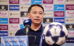 Nam Định tái ngộ mặt cỏ ‘lạ’ từng chứng kiến chiến thắng tại Hồng Kông: HLV Hồng Việt vẫn lo