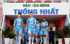 Đội tuyển Việt Nam và ông Kim tặng quà đặc biệt đến người hâm mộ TP.HCM