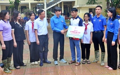 MTTQ Việt Nam thăm hỏi, trao quà hỗ trợ người dân tại Thái Nguyên, Bắc Ninh