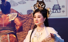 Nhan sắc và cuộc sống của NSND Quế Trân ở tuổi 44