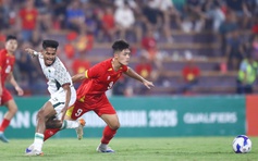 'Vua giải trẻ' Quốc Việt ghi bàn, U.23 Việt Nam và Qatar đua tỷ số kịch tính 