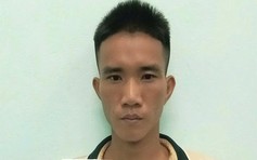 Bị phát hiện trộm vàng, nghi phạm xô ngã chủ nhà để tẩu thoát