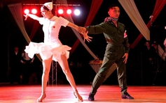 Bạn nhảy hoàn hảo của Phan Hiển