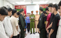 CSGT TP.HCM truy vết thần tốc, hàng chục thanh thiếu niên tụ tập đua xe bị bắt