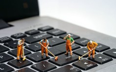 Những bí quyết vệ sinh thiết bị công nghệ