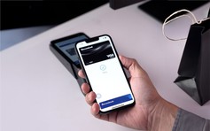 Sacombank hoàn tiền, miễn phí trả góp cho khách hàng chi tiêu thẻ Visa ở nước ngoài