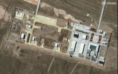 Trung Quốc xây cơ sở phóng tên lửa phòng không từ boong ke