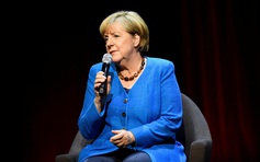 Tiết lộ của cựu Thủ tướng Merkel làm các nước Baltic, Ba Lan giận dữ