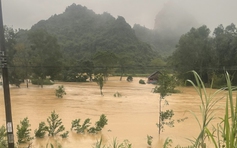 Quảng Trị mưa lớn kéo dài, nhiều khu vực ở Phong Nha, Lệ Thủy ngập sâu