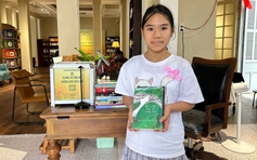 Quyên góp sách vở tặng học sinh vùng lũ Huế