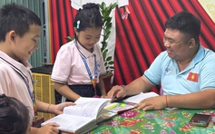 'Thầy giáo' và lớp học tình thương