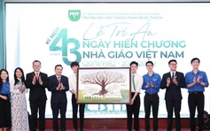 Trường ĐH Y khoa Phạm Ngọc Thạch: Bác sĩ người Lào viết thơ tri ân thầy cô