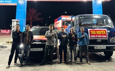 Giữa đêm nhóm cứu hộ Thái Nguyên xuất phát đi Đắk Lắk: Mang thuyền, 3 tấn nhu yếu phẩm