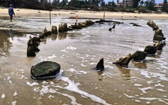 Tàu cổ phát lộ ở bờ biển Hội An: Nguy cơ hủy hoại nếu chậm can thiệp