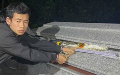 Quảng Trị: Giấu cả nghìn viên ma túy ở nghĩa địa để dùng dần