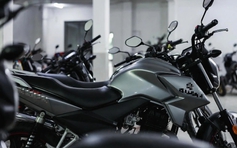 Tìm chủ sở hữu 2 xe máy trong vụ dùng súng cướp tài sản