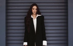 Phong cách gợi cảm của ‘nữ tổng tài’ màn ảnh nhỏ