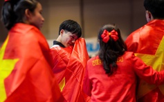 Võ sĩ trẻ bật khóc ngon lành sau khi giành vàng taekwondo: Một ngày đầy cung bậc cảm xúc!