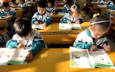 Bỏ quy định chọn sách giáo khoa, giảm thủ tục chuyển trường