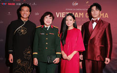 'Mưa đỏ' gây xúc động khi trình chiếu tại Pháp