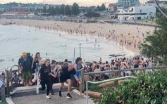 Nhân chứng kể khoảnh khắc xả súng kinh hoàng ở Sydney