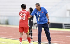 HLV Mai Đức Chung: ‘Lần thứ 11 vào chung kết SEA Games, đội tuyển nữ Việt Nam quyết thắng’