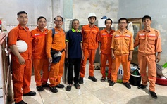 Kỹ thuật trẻ TMP hỗ trợ phục hồi hệ thống điện sau mưa lũ tại miền Trung 