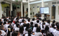 Câu nói 'đồ bị hiếp dâm', bạo lực học đường tàn nhẫn khiến nữ sinh tự sát