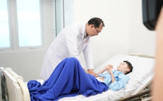 Nữ bệnh nhân 19 tuổi ở TP.HCM suýt mất mạng vì tự ý bỏ thuốc điều trị