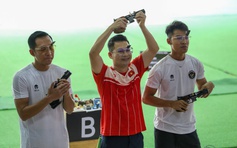 Trịnh Thu Vinh 'nhả vía', xạ thủ Hà Minh Thành phá kỷ lục SEA Games ở tuổi 40