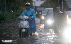 TP.HCM đón đợt mưa giông diện rộng, triều cường vượt báo động 3