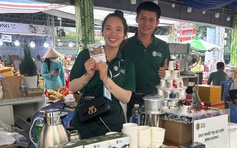 Không còn cảnh 'trên bến dưới thuyền', chợ phiên cận tết tại TP.HCM liệu còn tấp nập?